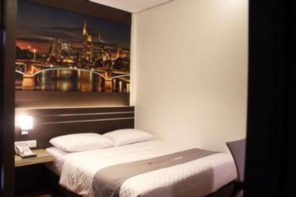 Neotel Hotel City Centre Tanjung Redep Exterior photo