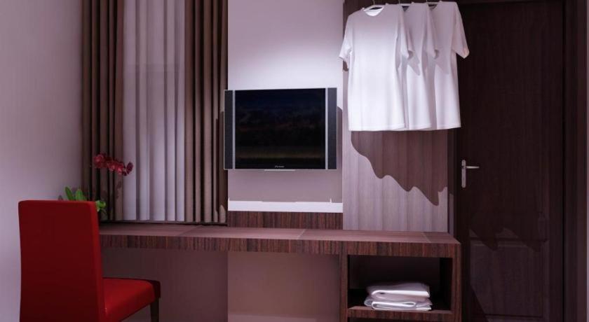 Neotel Hotel City Centre Tanjung Redep Exterior photo